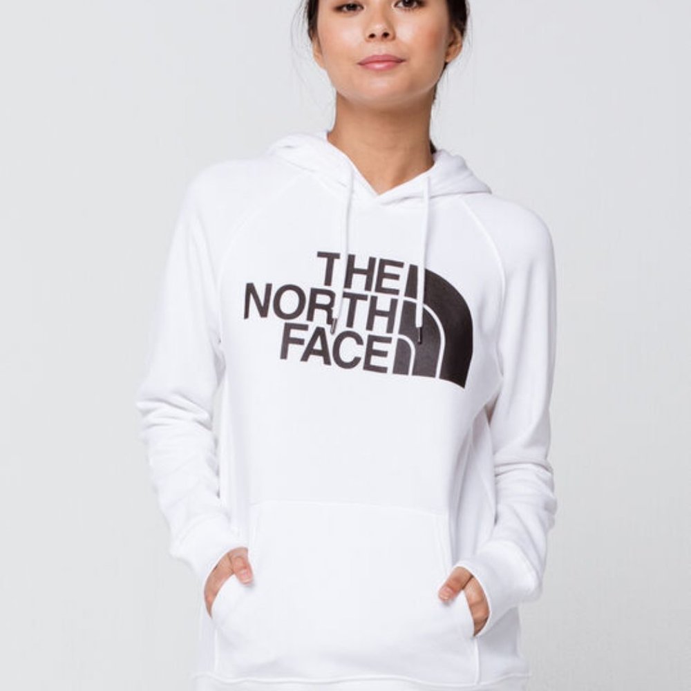 #16 THE NORTH FACE HALF DOME WOMENS WHITE HOODIE